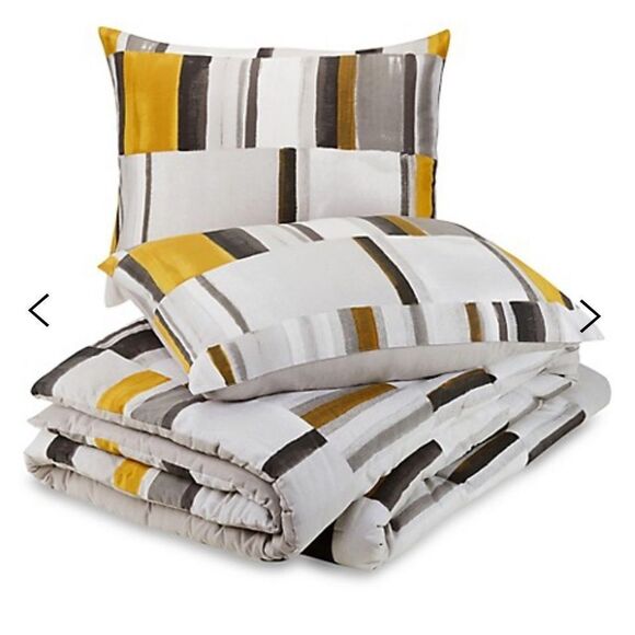 Ayesha Curry
Sumba Stripe 3-Piece Duvet Cover Set - Picture 2 of 6